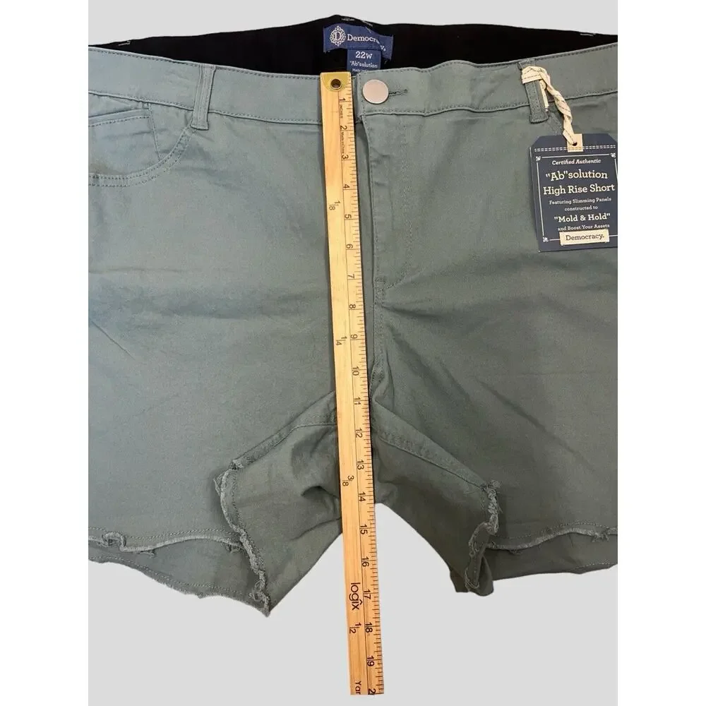Democracy Women's 22W Green 5